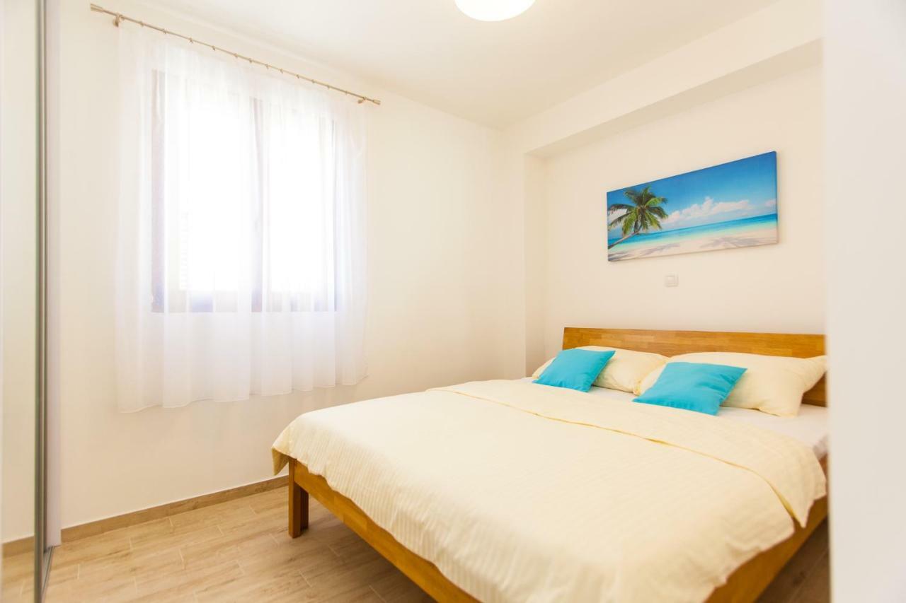 Deluxe Nina Apartment Novi Vinodolski